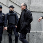 El exconseller, Jordi Turull, candidato a ser investido presidente de la Generalitat, hoy a su llegada al Tribunal Supremo, tras un receso para comer.