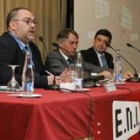 Víctor Domingo, Francisco Álvarez y Enrique Martínez en la inauguración del encuentro de internautas