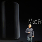 Philip Schiller, videpresidente sénior de Márketing Mundial de Apple, presenta el nuevo Mac Pro.