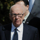 Las autoridades reguladores británicas señalaron que la compra de la totalidad de Sky por parte del grupo de Rupert Murdoch operaría posiblemente en contra del interés del público.