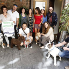 Presentación de la plataforma Sacrificio Cero León que reclama que todos los perros abandonados recogidos por la Diputación se den en adopción.