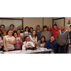Foto de familia de los participantes en la jornada informativa celebrada ayer en León. DL