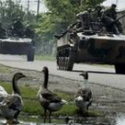 Los tanques rusos se retiran de Poti después de bombardear intalaciones navales y militares