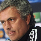 El entrenador portugués del Real Madrid, Jose Mourinho, durante la rueda de prensa en Manchester.