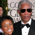 E'Dena Hines y Morgan Freeman, en la gala de los Globos de Oro del 2005.