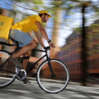 Un repartidor de Glovo en Barcelona. /
