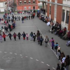 Las Anejas invitaron a sus vecinas de la residencia Santa Luisa.