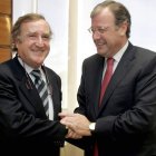 Silván, se reúne con el presidente de la Cámara de Contratistas, Enrique Pascual.
