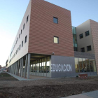 Edificio de la Facultad de Educación en el campus de Vegazana.