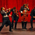 Imagen de uno de los momentos de la actuación del violinista.