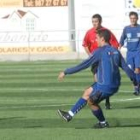 El Huracán Z no pasó del empate ante el Atlético Bembibre en un partido con excesivas precauciones