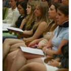Varias alumnas  extranjeras en la ceremonia de apertura de los cursos, en el Centro de Idiomas