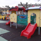 La renovación de los parques infantiles recibe 90.000 euros de la Junta. RAMIRO