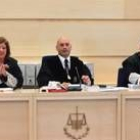 Ángela Murillo, ponente del tribunal, Javier Gómez Bermúdez y Ricardo Rodríguez