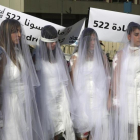 Mujeres vestidas de novia en una protesta contra la ley derogada, en Beirut, en diciembre del 2016