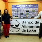 María José García, Juani Pérez y Carrillo en la presentación.