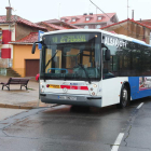 El autobús que une el centro de la capital leonesa con Ferral tendrá cuatro frecuencias.