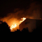 Incendio declarado esta noche en la localidad valenciana de Gilet.