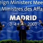 Papandreu (presidente de la UE), Robertson y Solana, ayer, en Madrid, sede de la reunión de la OTAN