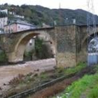 Aspecto del río Burbia a su paso por la localidad de Villafranca del Bierzo