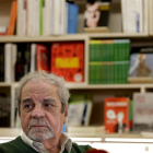 El escritor Juan Marsé, en una conversación junto a Vila-Matas