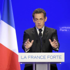 El presidente francés, Nicolás Sarkozy, explica su proyecto electoral.