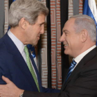 John Kerry se entrevistó con Benjamín Netanyahu antes de viajar a Irak.