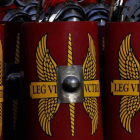 Desfile que recrea a soldados romanos de la Legio VI, la que fundó la ciudad de León.