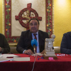 José Manuel Vázquez, Manuel Belinchón y Pepe Estrada presentaron el torneo. FERNANDO OTERO