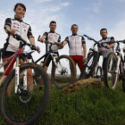 La escuadra leonesa compitió este año con cinco ciclistas en la Nissan Titan Desert.