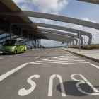 Aeropuerto de León, en su acceso principal