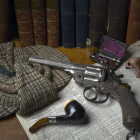 Objetos de una exposición que el Museo de Londres dedicó a la figura de Sherlock Holmes