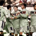 Los futbolistas del Barça celebran el segundo gol de su equipo ante Osasuna.