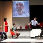 Una escena de la comedia «El jefe de todo esto», que podrá verse hoy en León