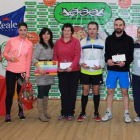 Los mejores del torneo de squash posan en la imagen.