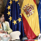 Margarita Robles en su despacho de ministra de Defensa. JORGE PARÍS