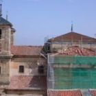 Las obras de restauración, desde una vista poco frecuente de la iglesia de San Pedro