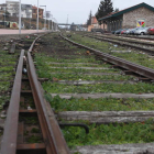 Un tramo de la vía de la Plata en las afueras de La Bañeza. RAMIRO