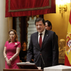 Fernández toma posesión del cargo junto a Pastor.