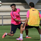 Neymar, durante el entrenamiento de este lunes en la ciudad deportiva de Sant Joan Despí.