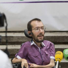 El eurodiputado de Podemos Pablo Echenique comparece en rueda de prensa para dar a conocer el proceso de debate y organización en que anda inmersa la formación.