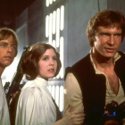 Mark Hamill, Carrie Fisher y Harrison Ford, en la primera película de 'La guerra de las galaxias', de 1977.