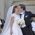 Magdalena de Suecia y Chris O'Neill, tras la ceremonia en la capilla del Palacio Real sueco, este sábado.