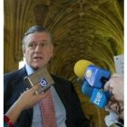 El cardiólogo catalán a su llegada al Hostal de San Marcos, horas antes de intervenir en el simposio