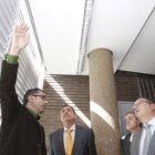 Luis Berjón, Juan José Mateos, Emilio Gutiérrez y Eduardo Fernández, en un momento de la visita de a