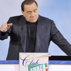 Berlusconi pronuncia un discurso en el Club Forza Silvio, en Roma, el 8 de diciembre.
