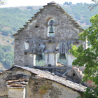 Imagen del campanario de la iglesia de Manzanedo de Valdueza.