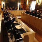 Votación histórica de los presupuestos del 2013, con todos los diputados a favor.