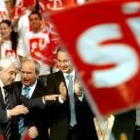 Maragall, Montilla y Zapatero, en el acto de cierre de campaña