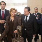 Amilivia y la alcaldesa de Zamora, al llegar al acto de presentación.